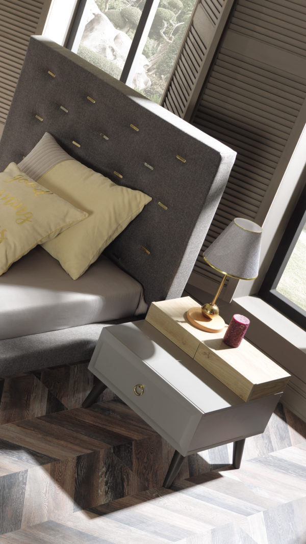 Luna nighstand