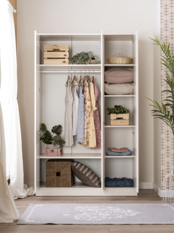 pearl s wardrobe