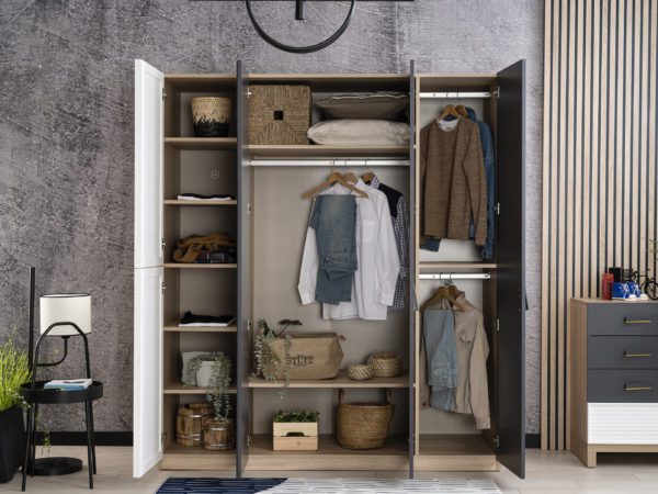 New city wardrobe