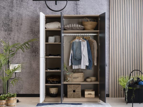 New city wardrobe