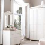 Pink freesie kids room