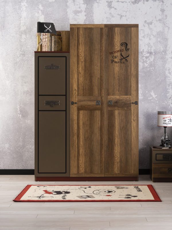 Pirate wardrobe