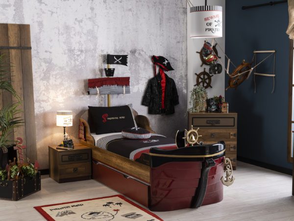 Pirate kids room