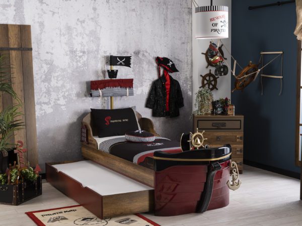 Pirate kids room
