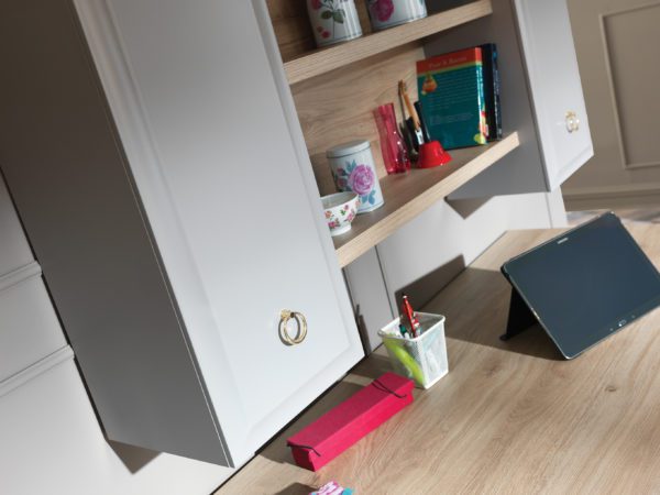 Luna wardrobe