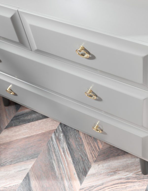 Luna furniture closeup