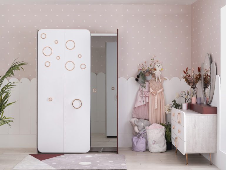 Life magic wardrobe and dresser