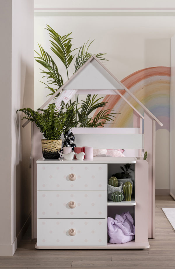 Motenssori pink s kids room