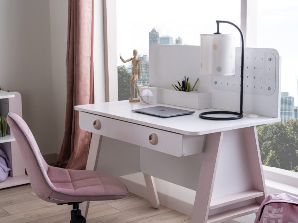 montessori pink s study table