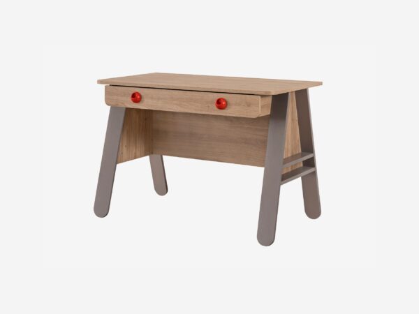 Montessori hut study table
