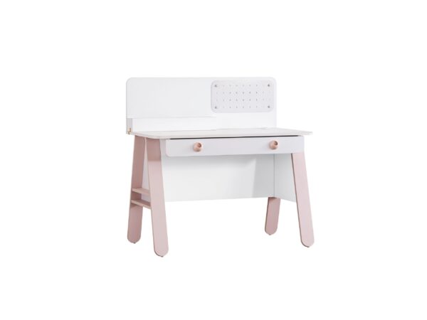 montessori-pink-study Montessori pink study table