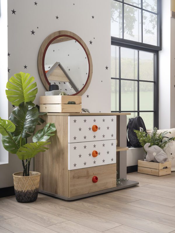 Montessori hut dresser with mirror