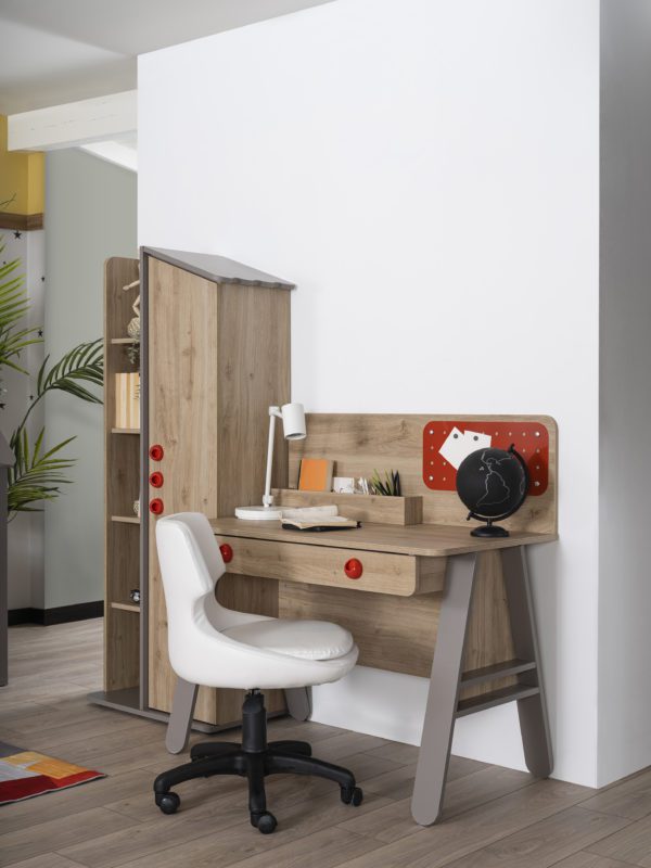 Montessori hut study table unit