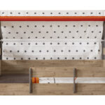 Montessori Hut bed