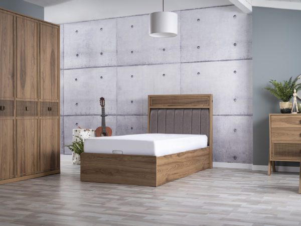 trio kids room