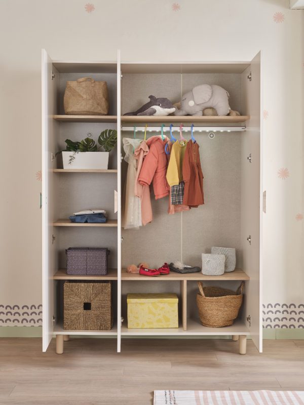 bonie wardrobe