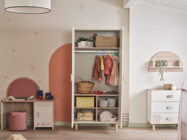 bonie wardrobe