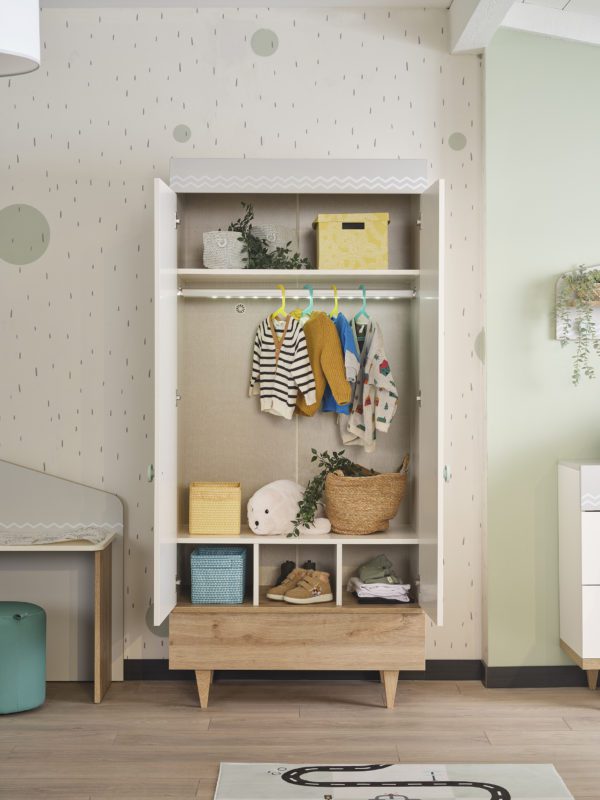 maudi wardrobe