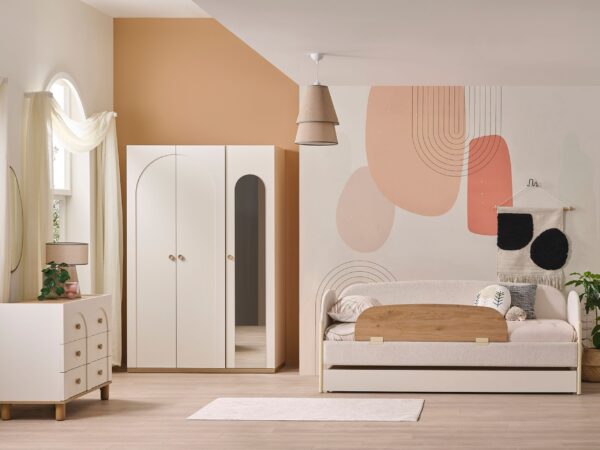 Louis bedroom set