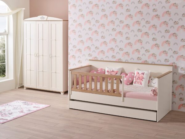 Pink freesie toddler room