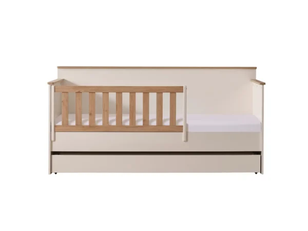 pink freesie toddler bed
